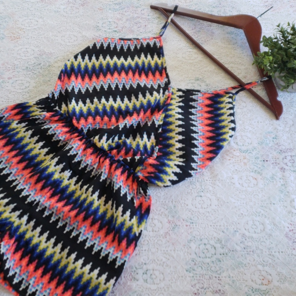 Tolula romper size small